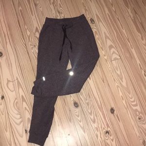 Lululemon joggers